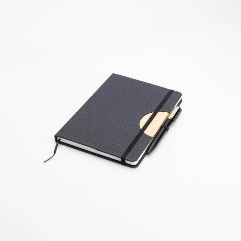 BUNDE-Set-of-A5-Notebook-and-Pen-with-Bamboo-Element