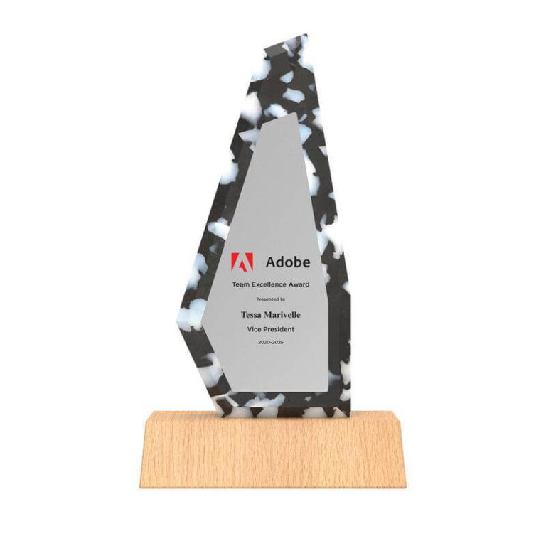 ROLLE-eco-neutral-Waste-to-Wins-FSC-Beech-Recycled-Plastic-Award-9