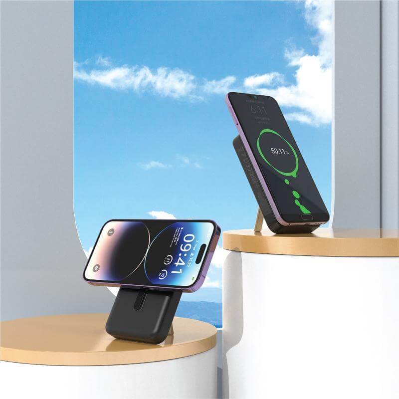 SOLANO-@memorii-10000mAh-Mag-Wireless-Powerbank-with-Inbuilt-Cables